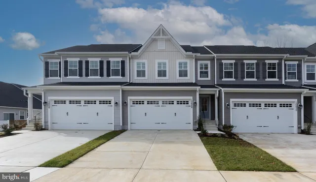 $489,900 | 10628 Afton Grove Court, Fredericksburg, VA 22408