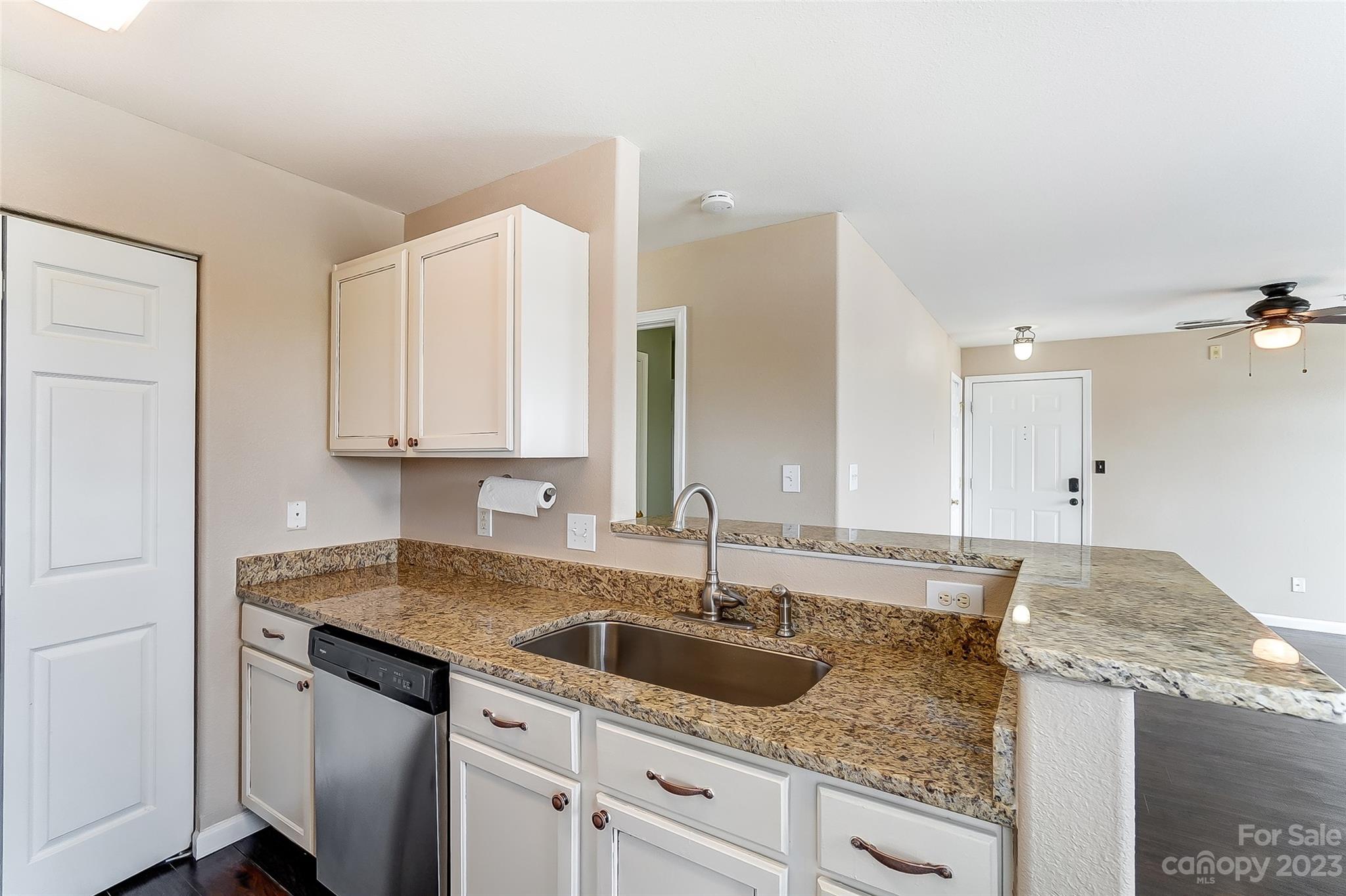 4048 Town Center Road Harrisburg, NC 28075 - Photo 11 of 32 Gallery Image 11