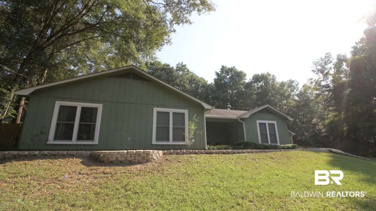 105 Marc Circle Daphne, AL 36526 - Photo 4 of 30