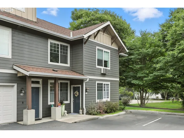 $339,900 | 10800 Southeast 17th Circle, Unit H93, Vancouver, WA 98664