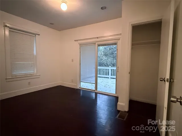 $1,645 | 424 Woodvale Place, Charlotte, NC 28208