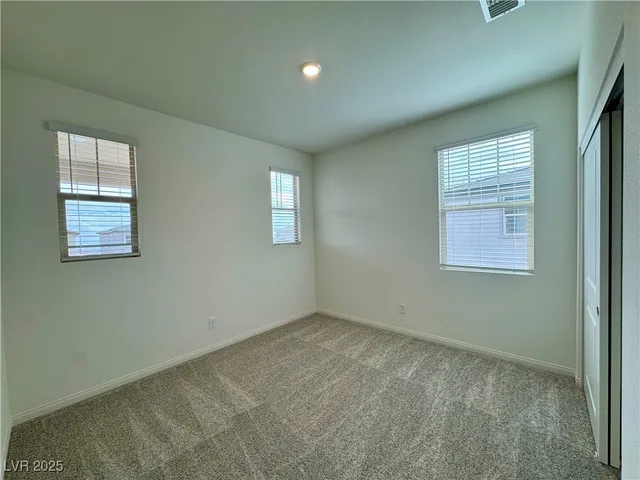 $2,950 | 639 La Vista Acrs Lane, Las Vegas, NV 89138