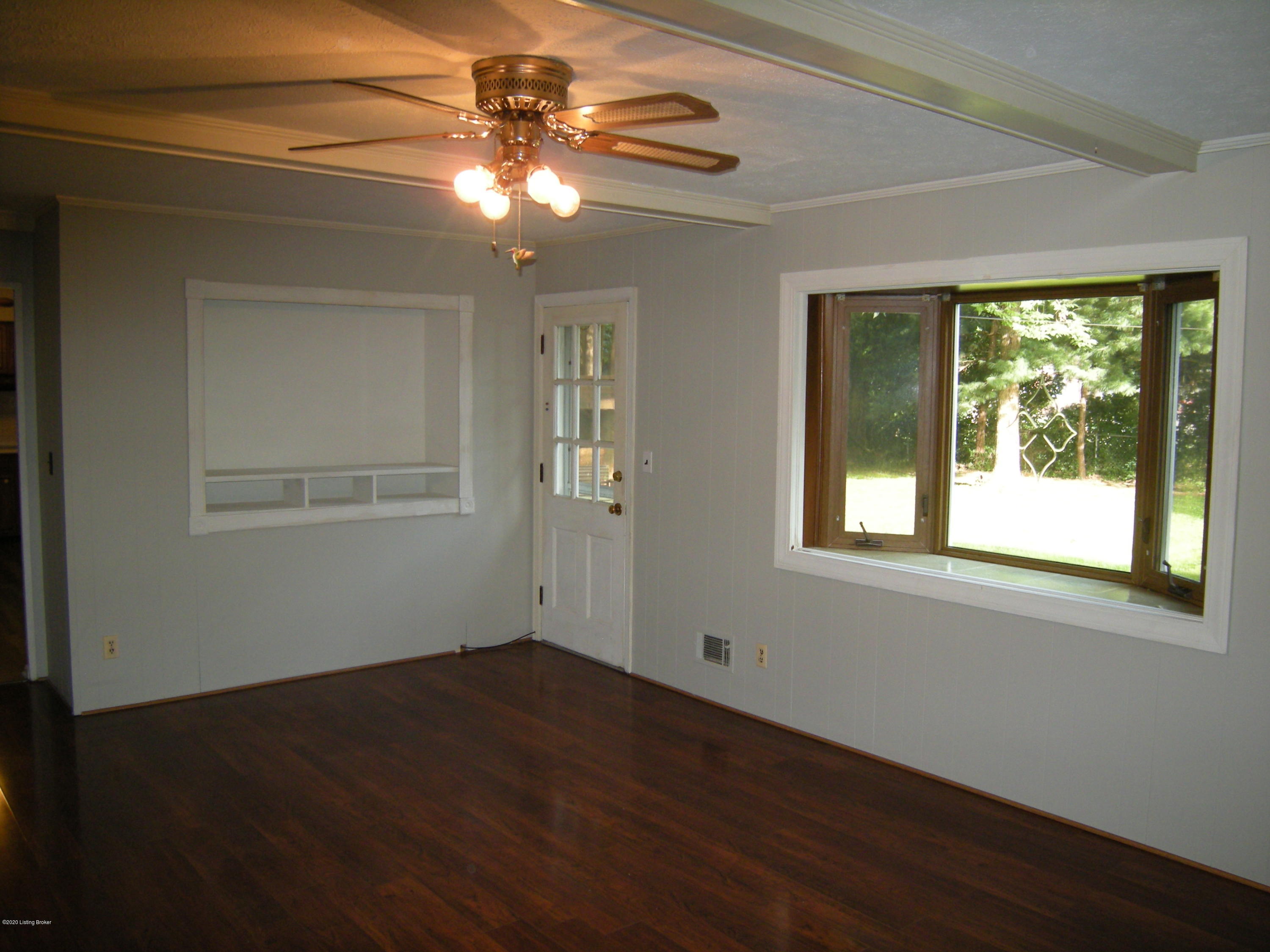 3905 Burning Bush Road Louisville, KY 40241 - Photo 10 of 27 DSCN2986