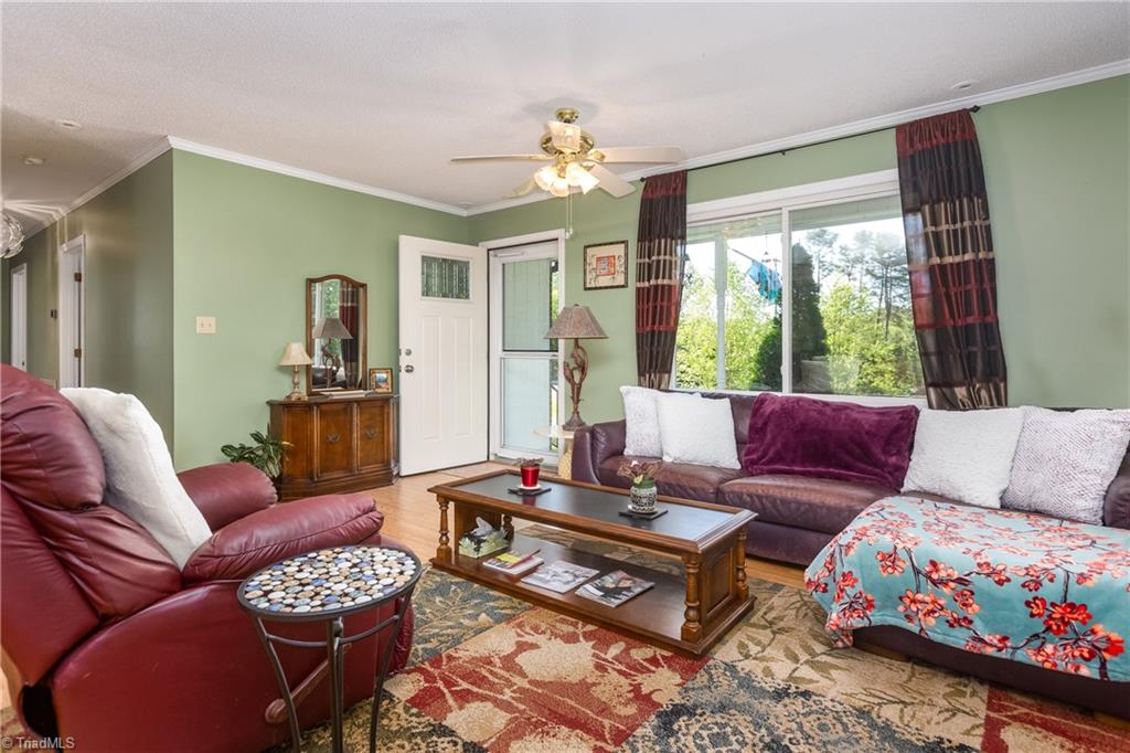 1007 Aberdeen Road High Point, NC 27265 - Photo 12 of 50 Gallery Image 12