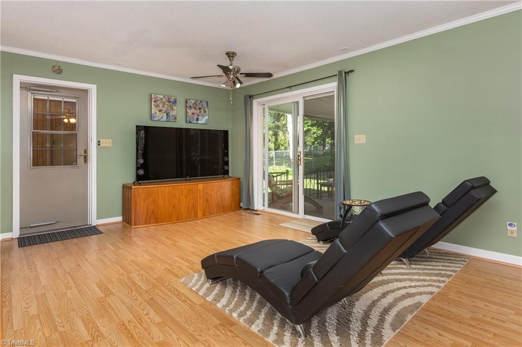 1007 Aberdeen Road High Point, NC 27265 - Photo 17 of 50 Gallery Image 17