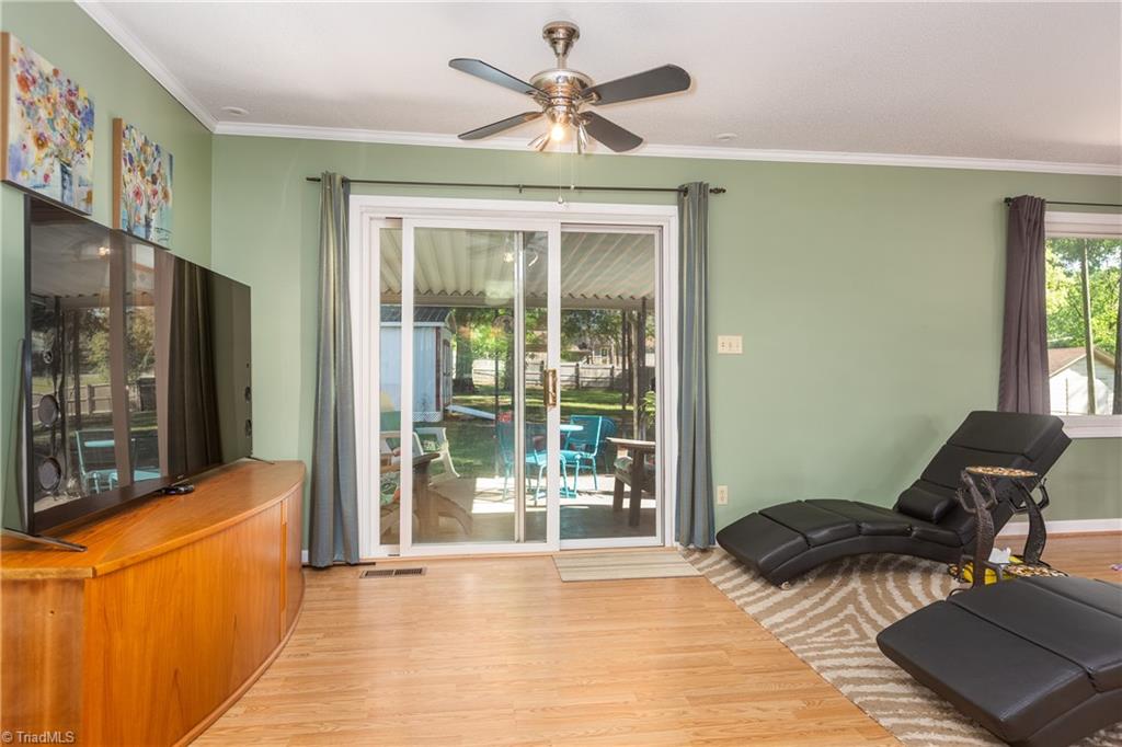 1007 Aberdeen Road High Point, NC 27265 - Photo 18 of 50 Gallery Image 18