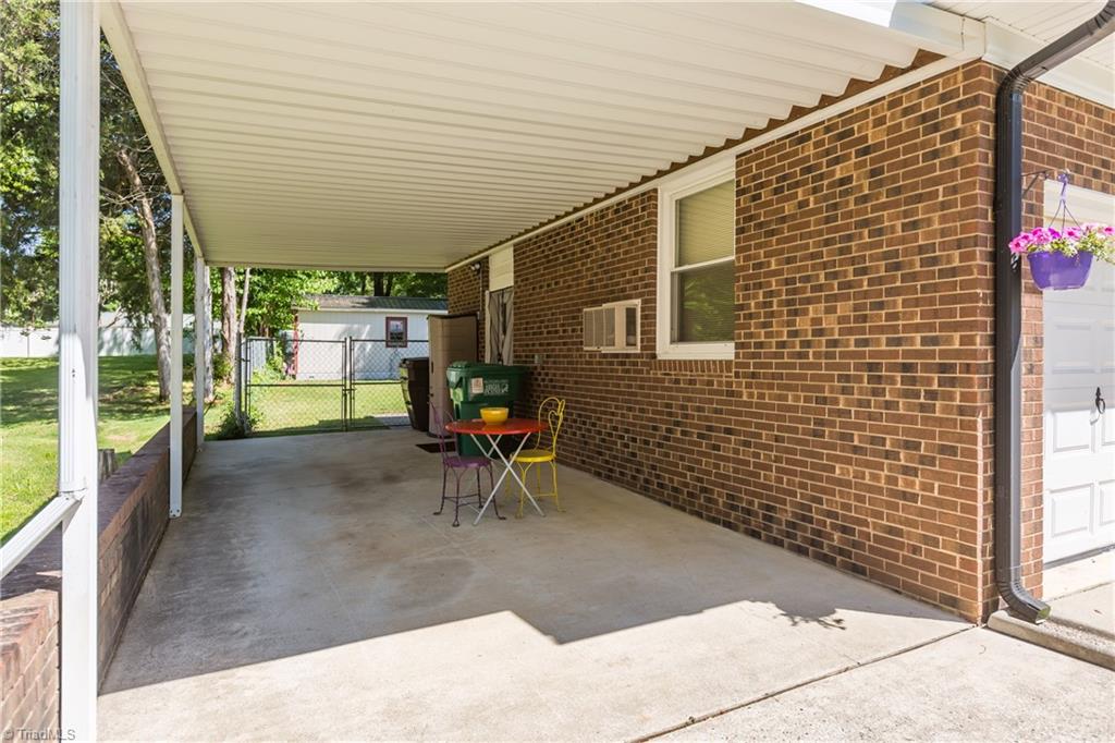 1007 Aberdeen Road High Point, NC 27265 - Photo 39 of 50 Gallery Image 39