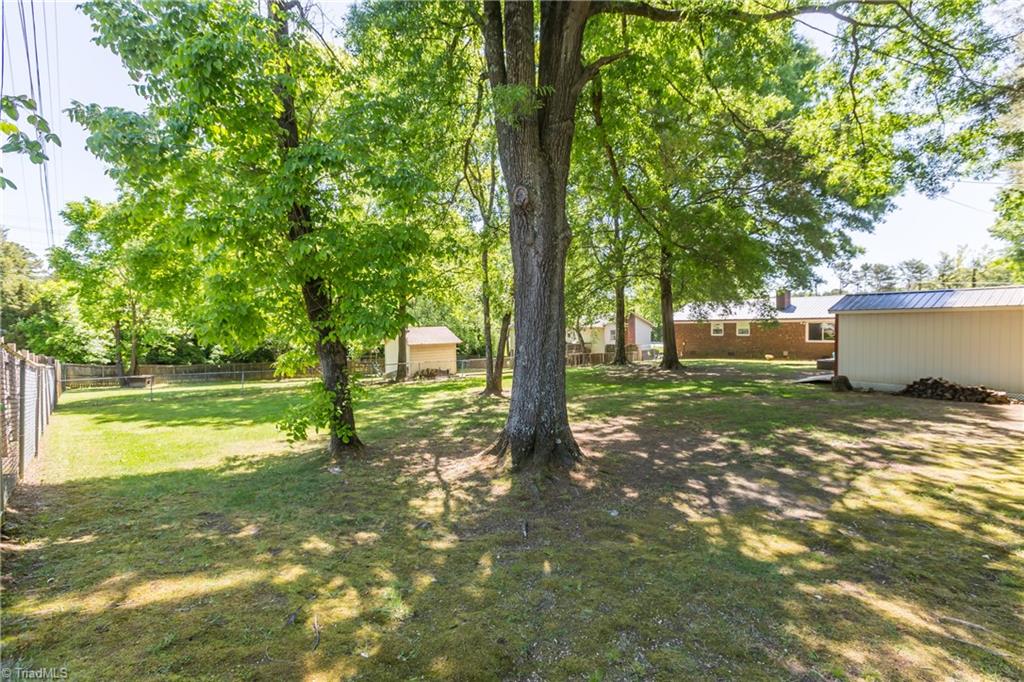 1007 Aberdeen Road High Point, NC 27265 - Photo 48 of 50 Gallery Image 48