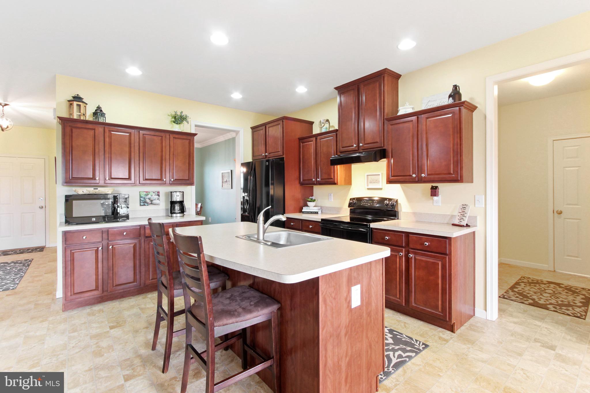 105 Spring Meadows Road Manchester, PA 17345 - Photo 7 of 28 Gallery Image 7