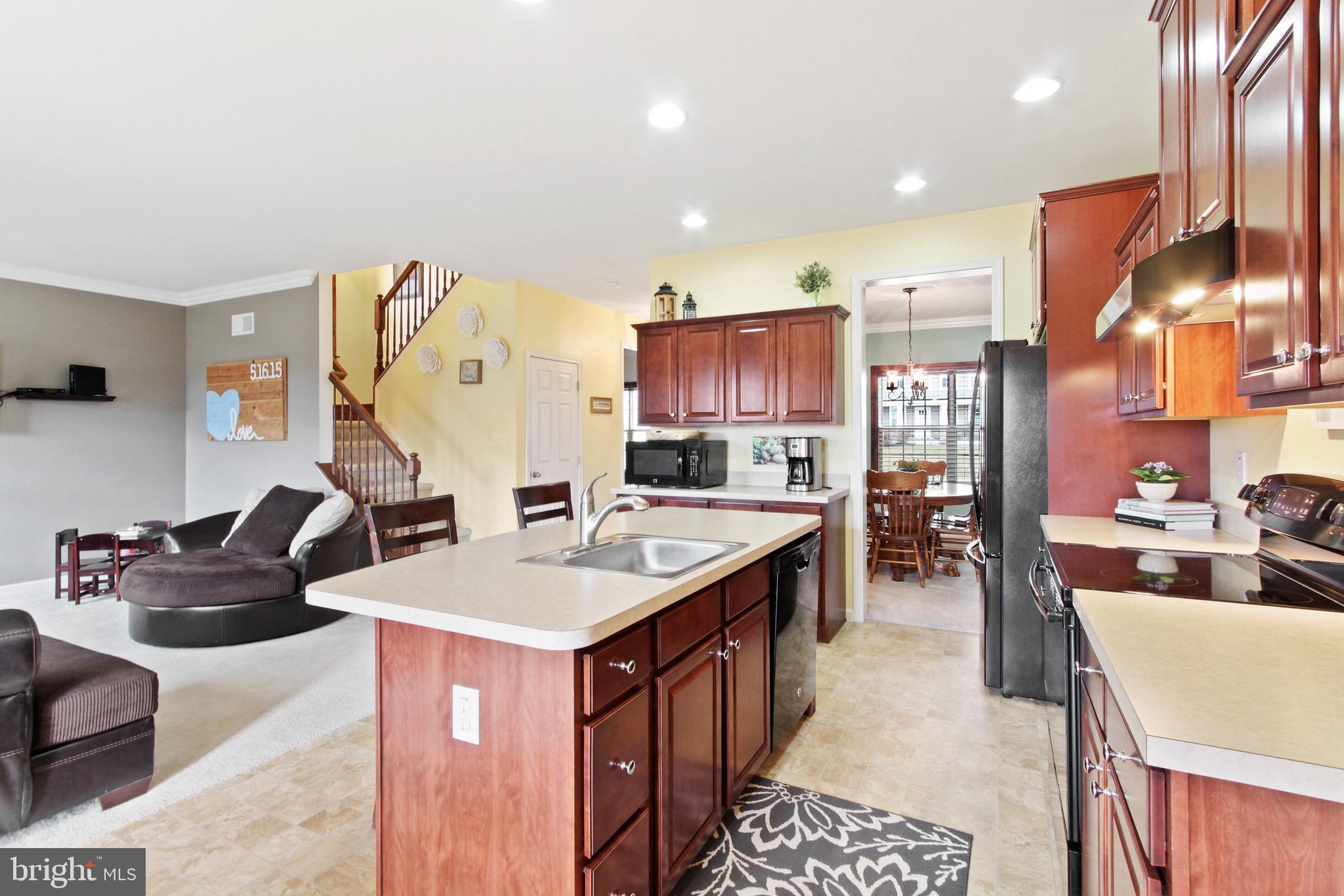 105 Spring Meadows Road Manchester, PA 17345 - Photo 8 of 28 Gallery Image 8