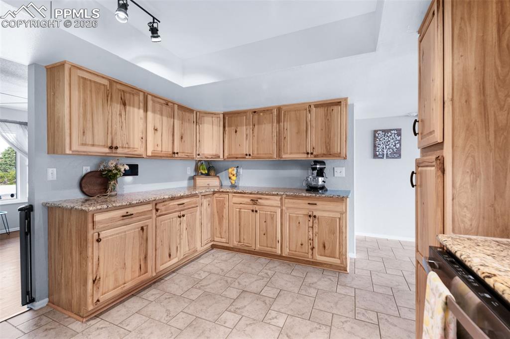 7 Lazy W Road Fountain, CO 80817 - Photo 19 of 48 Granite countertops