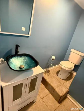 $900 | 16 Ledger Street, Hartford, CT 06106