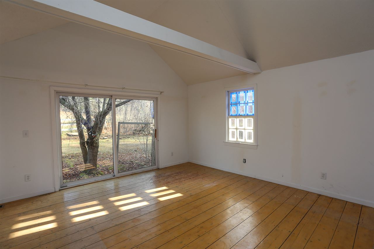 34 Bedford Road New Boston, NH 03070 - Photo 15 of 29