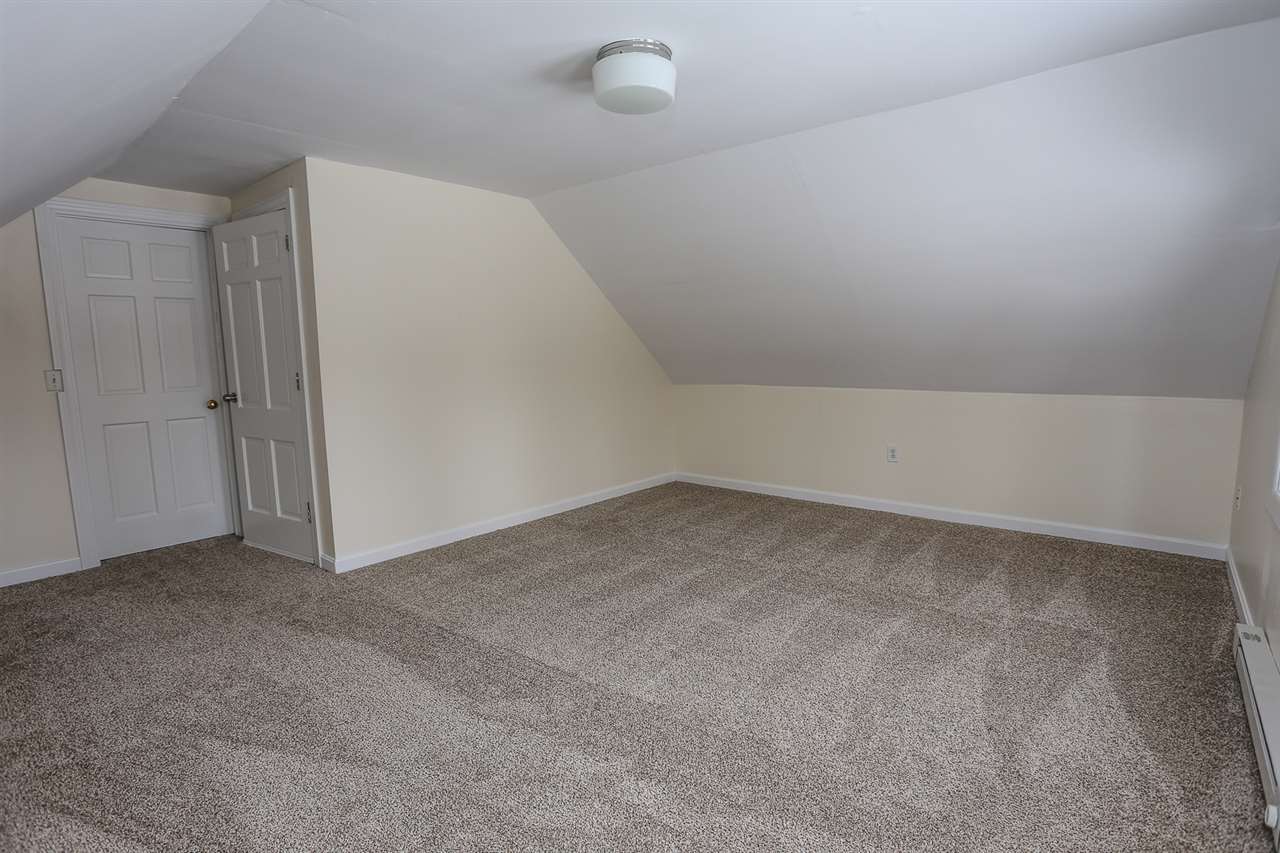 34 Bedford Road New Boston, NH 03070 - Photo 22 of 29
