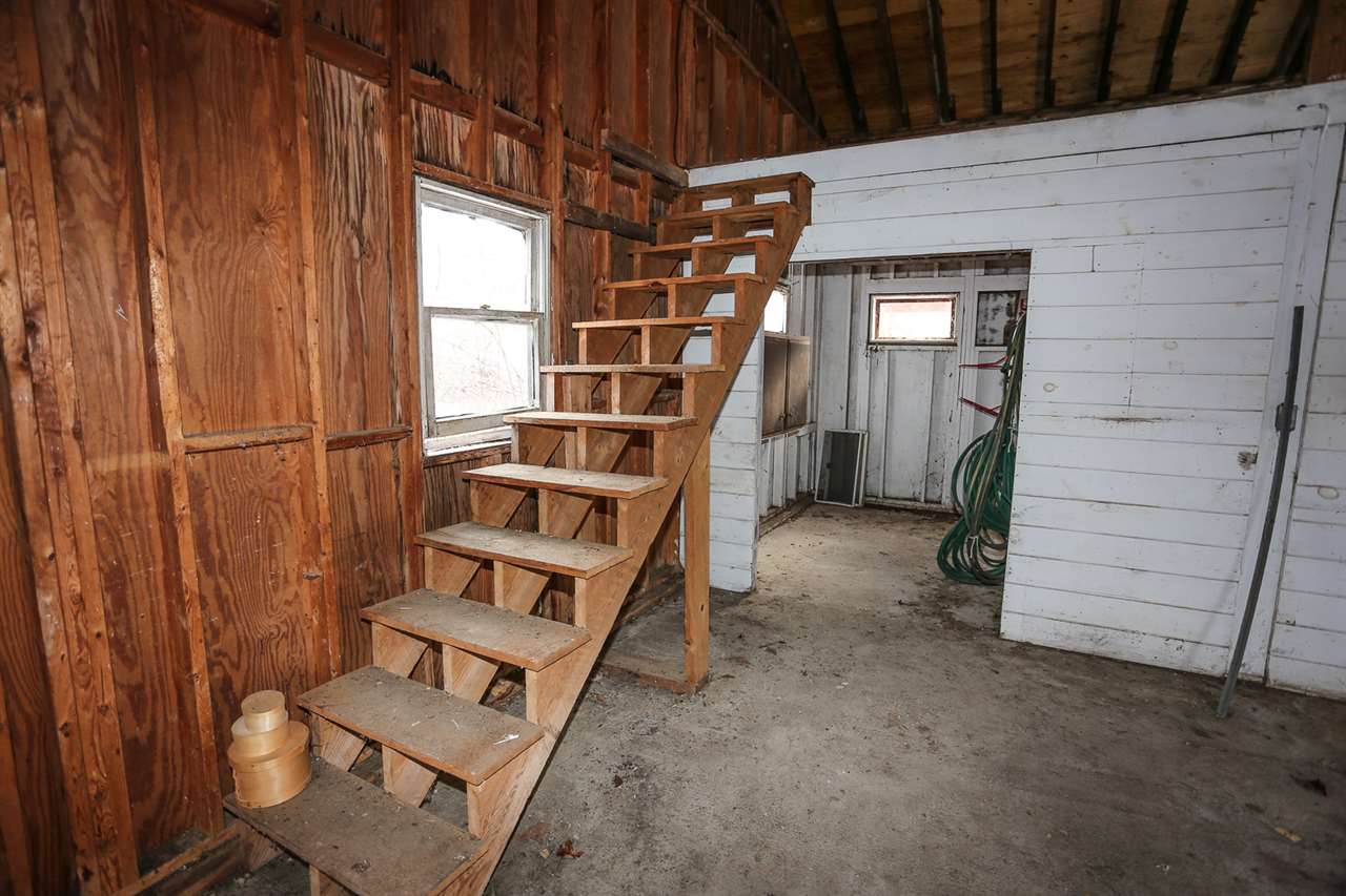 34 Bedford Road New Boston, NH 03070 - Photo 26 of 29