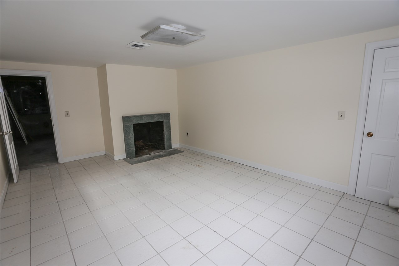 34 Bedford Road New Boston, NH 03070 - Photo 28 of 29