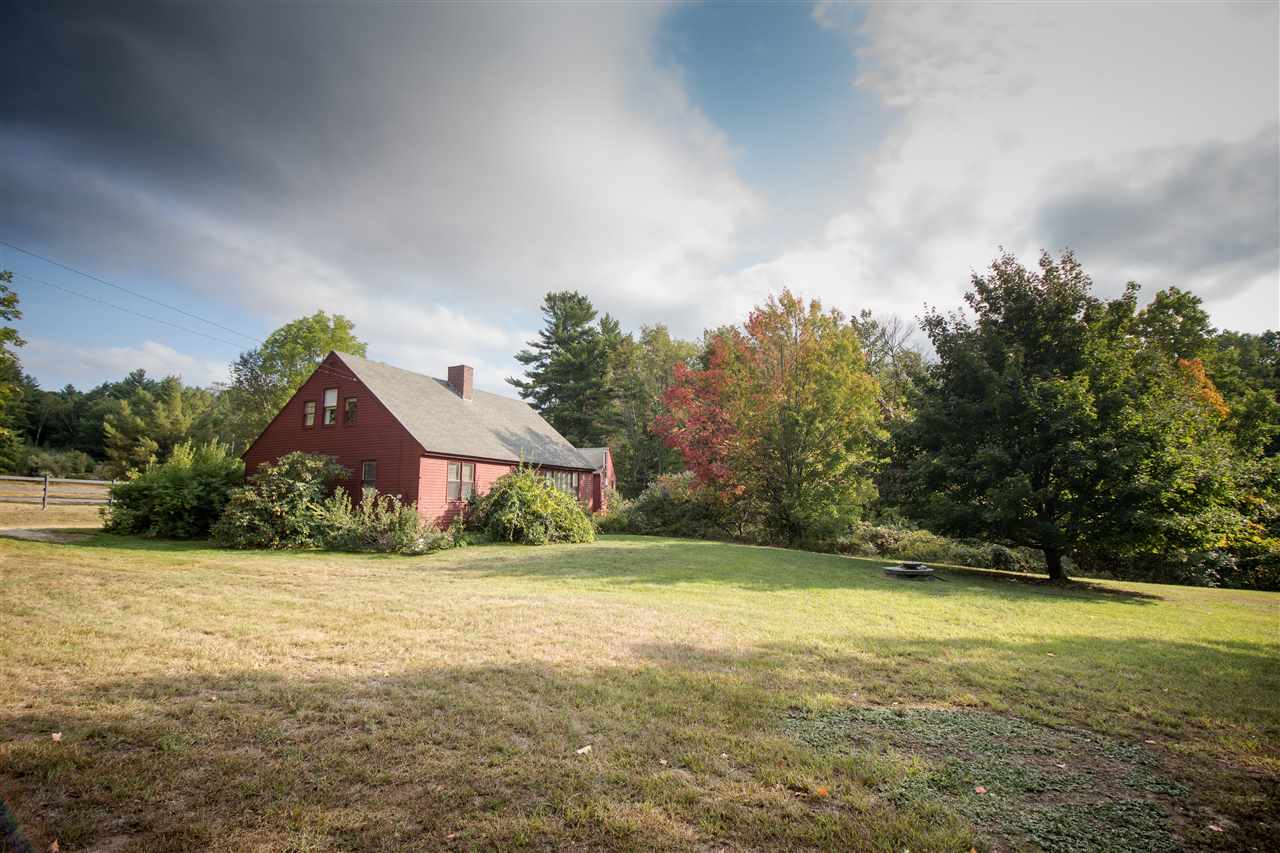 34 Bedford Road New Boston, NH 03070 - Photo 4 of 29