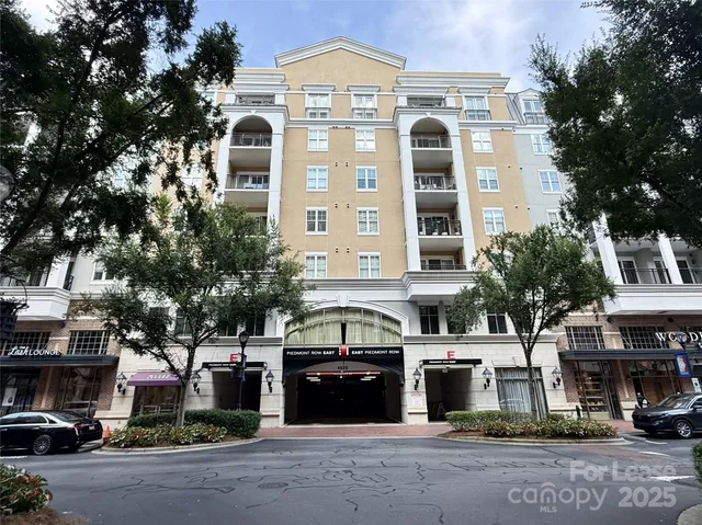 $2,895 | 4625 Piedmont Row Drive, Unit 615, Charlotte, NC 28210