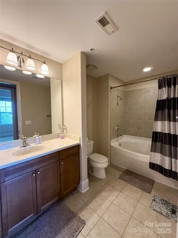 $2,895 | 4625 Piedmont Row Drive, Unit 615, Charlotte, NC 28210