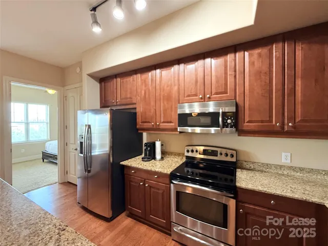 $2,895 | 4625 Piedmont Row Drive, Unit 615, Charlotte, NC 28210