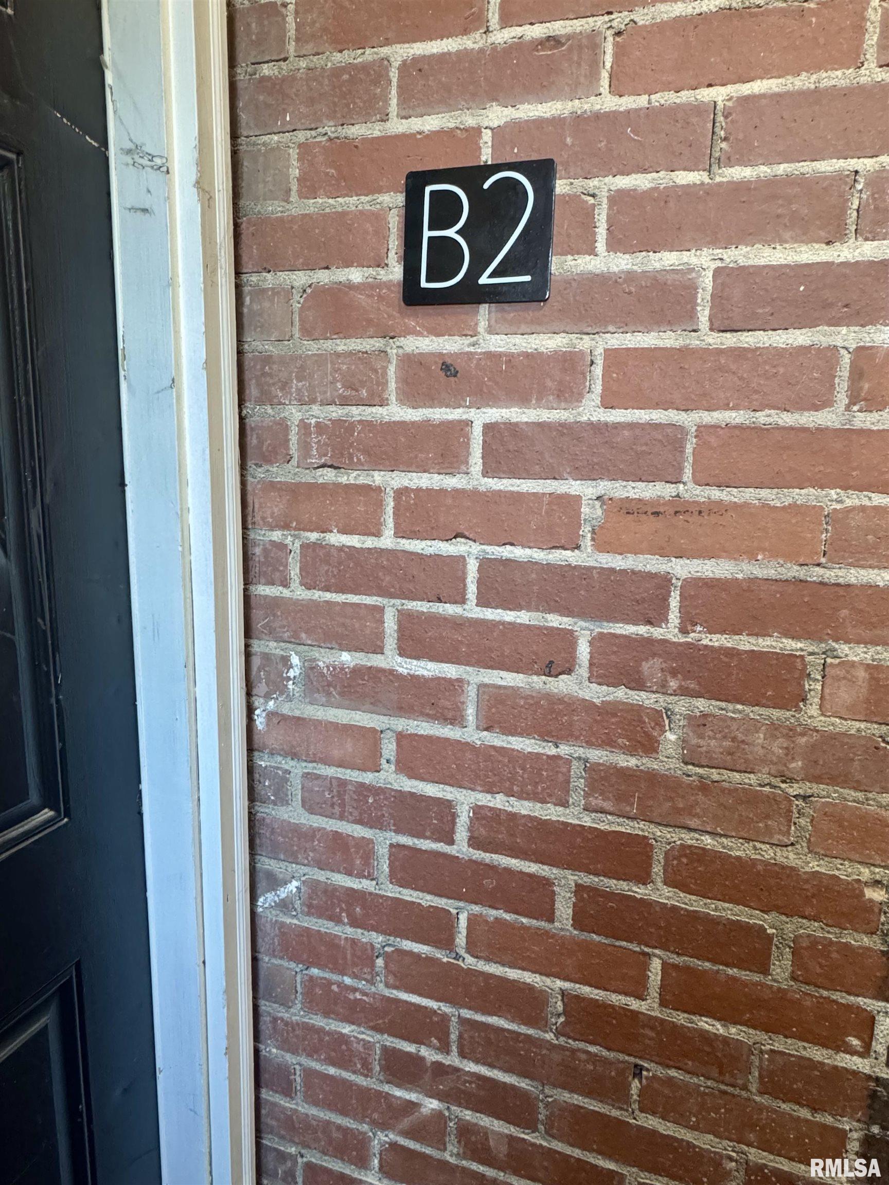 2028 7th Avenue, Unit B2 Moline, IL 61265 - Photo 2 of 11