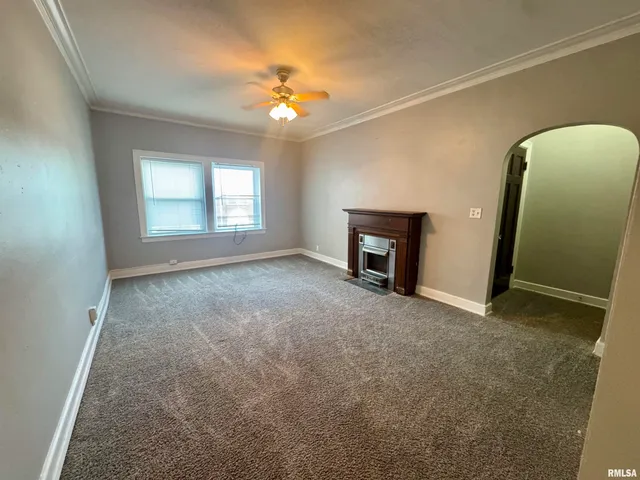 $800 | 2028 7th Avenue, Unit B2, Moline, IL 61265