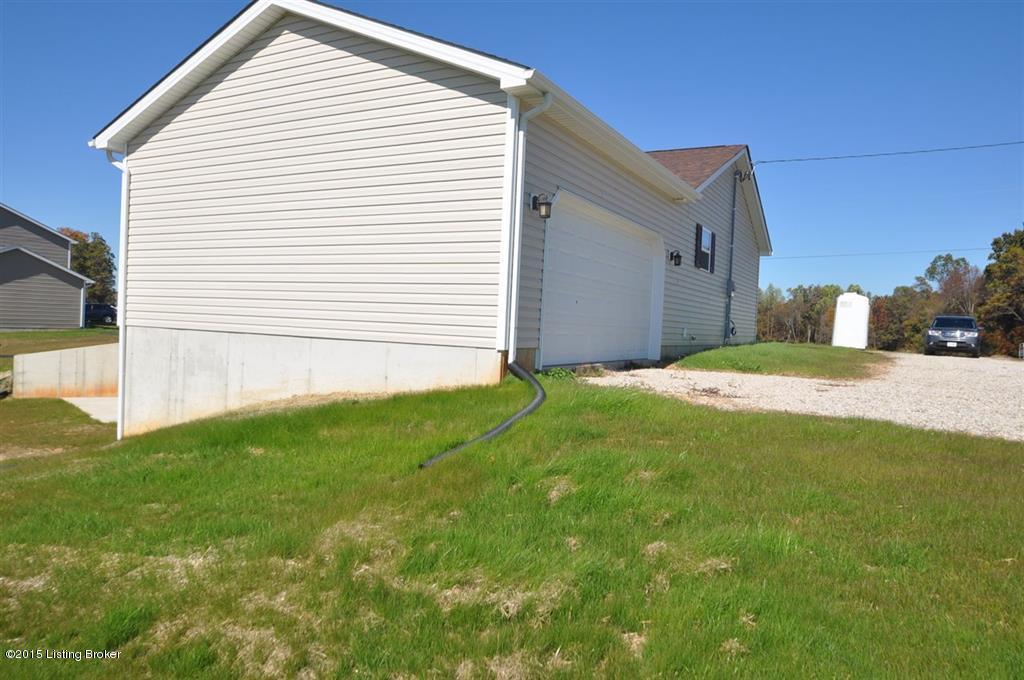 883 Tom Brown Road Vine Grove, KY 40175 - Photo 3 of 12 HKAR10028859H
