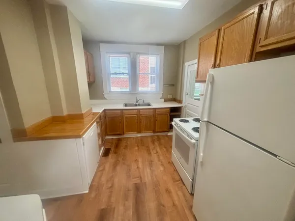$1,100 | 2411 Guilford Avenue Southwest, Roanoke, VA 24015