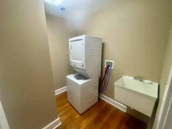 $1,100 | 2411 Guilford Avenue Southwest, Roanoke, VA 24015