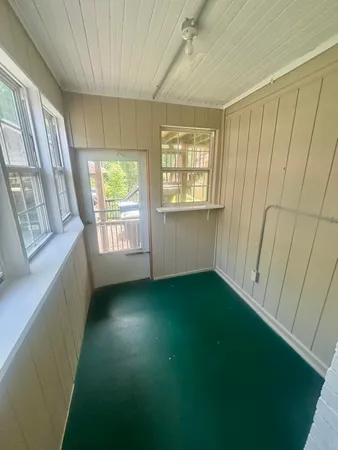 $1,100 | 2411 Guilford Avenue Southwest, Roanoke, VA 24015
