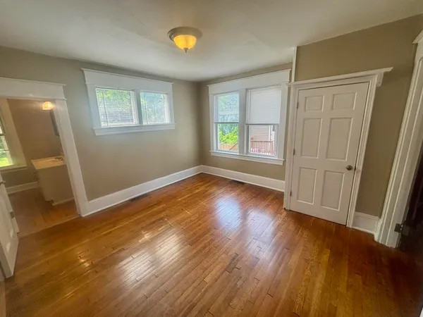 $1,100 | 2411 Guilford Avenue Southwest, Roanoke, VA 24015