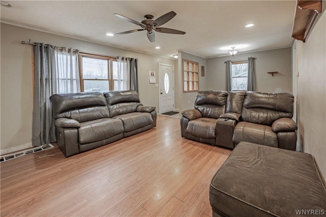 6852 Hatter Road Newfane, NY 14108 - Photo 5 of 29