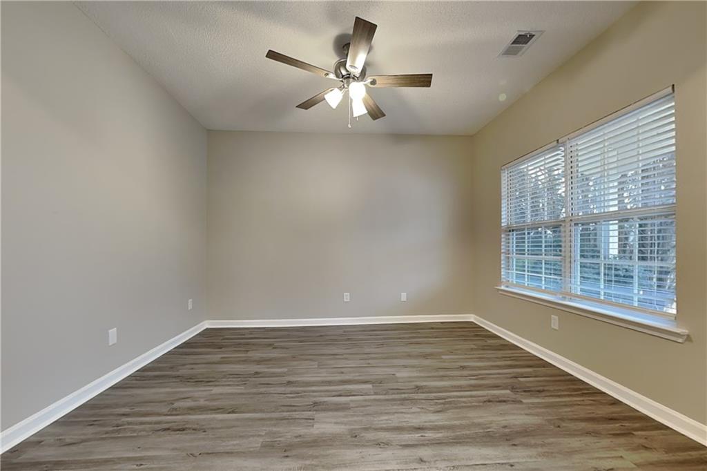 2075 Beckenham Place Dacula, GA 30019 - Photo 4 of 21