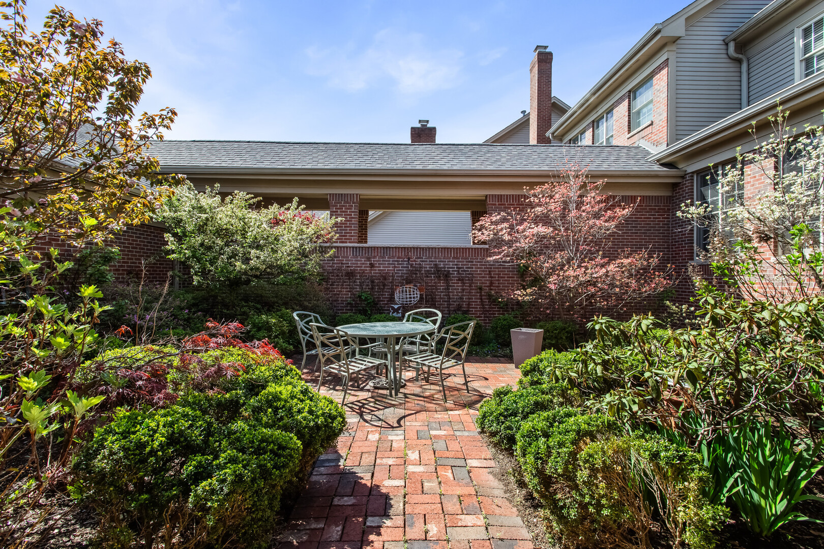 119 Haven Road Elmhurst, IL 60126 - Photo 2 of 30