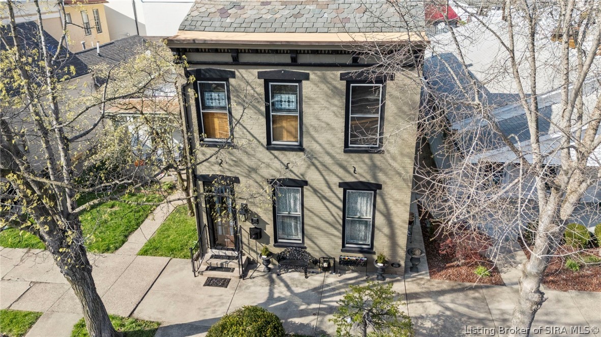 507 East Main Street Madison, IN 47250 - Photo 3 of 39