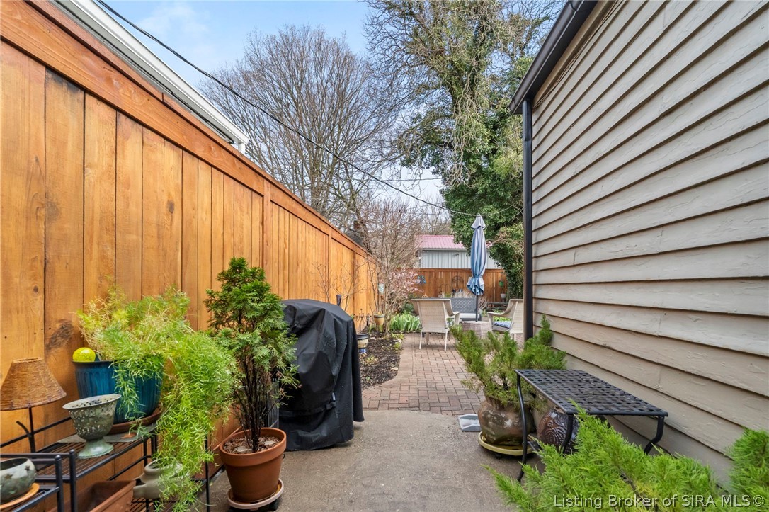 507 East Main Street Madison, IN 47250 - Photo 33 of 39