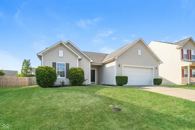 $265,000 | 11722 Eldridge Drive, Indianapolis, IN 46235