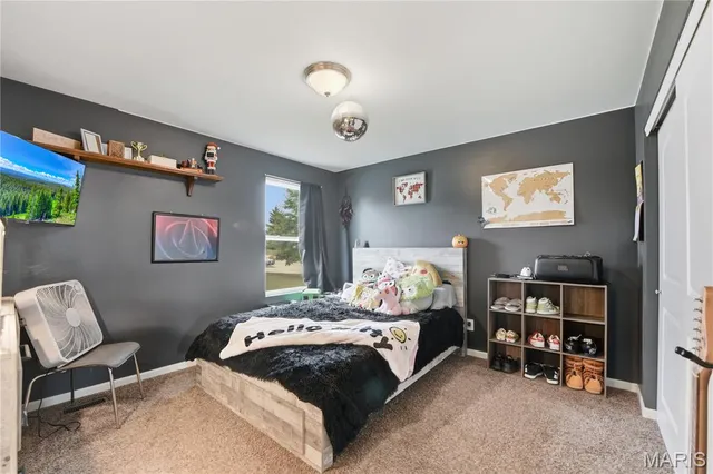 $439,000 | 1 Pauley Circle, St. Peters, MO 63376