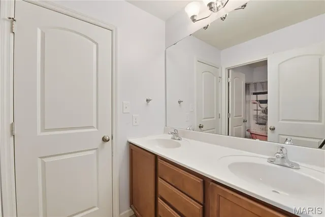 $439,000 | 1 Pauley Circle, St. Peters, MO 63376