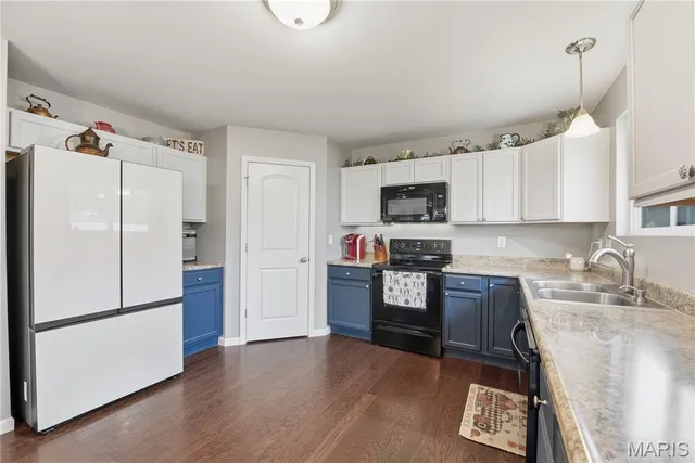 $439,000 | 1 Pauley Circle, St. Peters, MO 63376