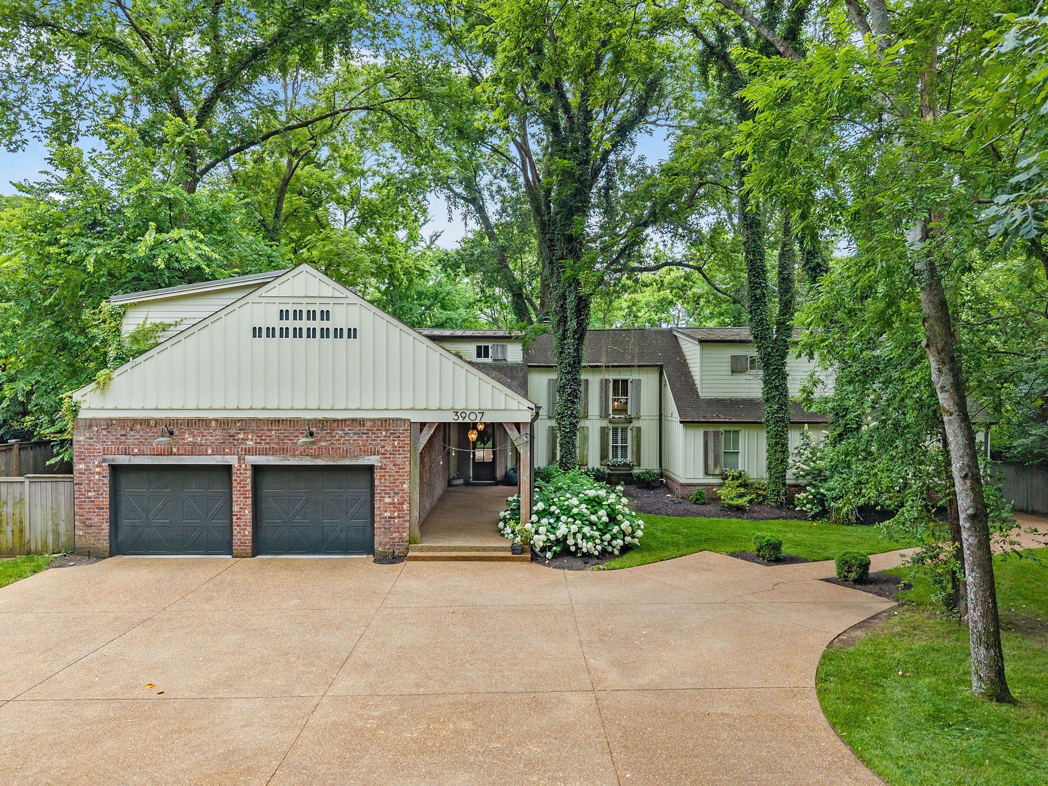 3907 Trimble Road Nashville, TN 37215 - Photo 3 of 35