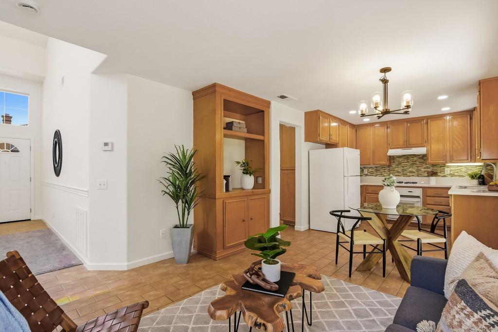 1265 Boca Raton Drive Chula Vista, CA 91915 - Photo 13 of 52 Family Room