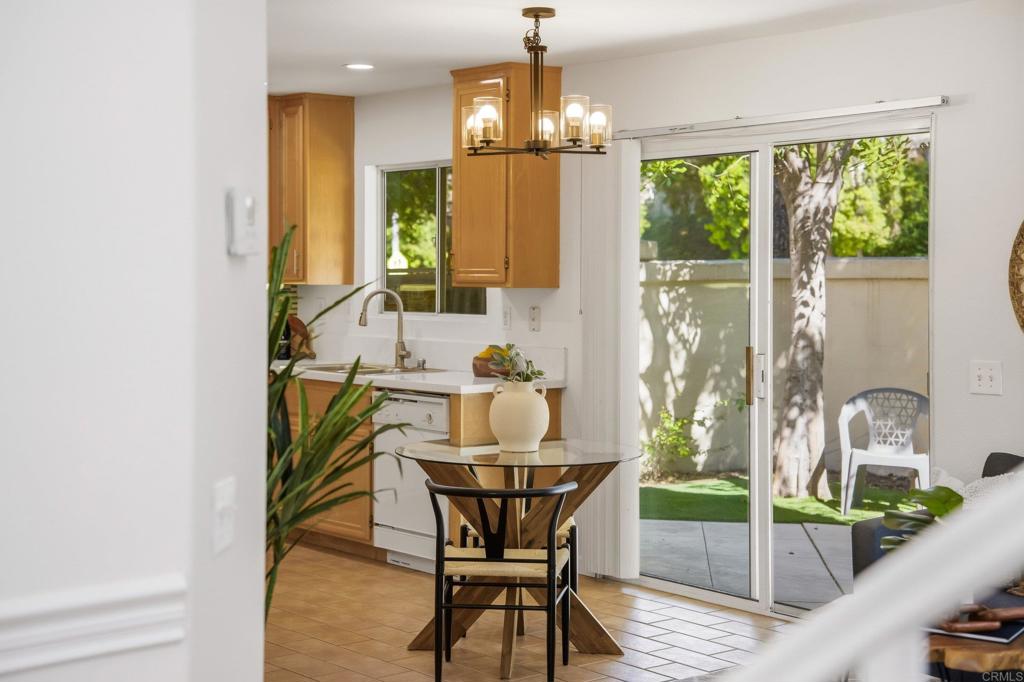 1265 Boca Raton Drive Chula Vista, CA 91915 - Photo 14 of 52 Breakfast Area
