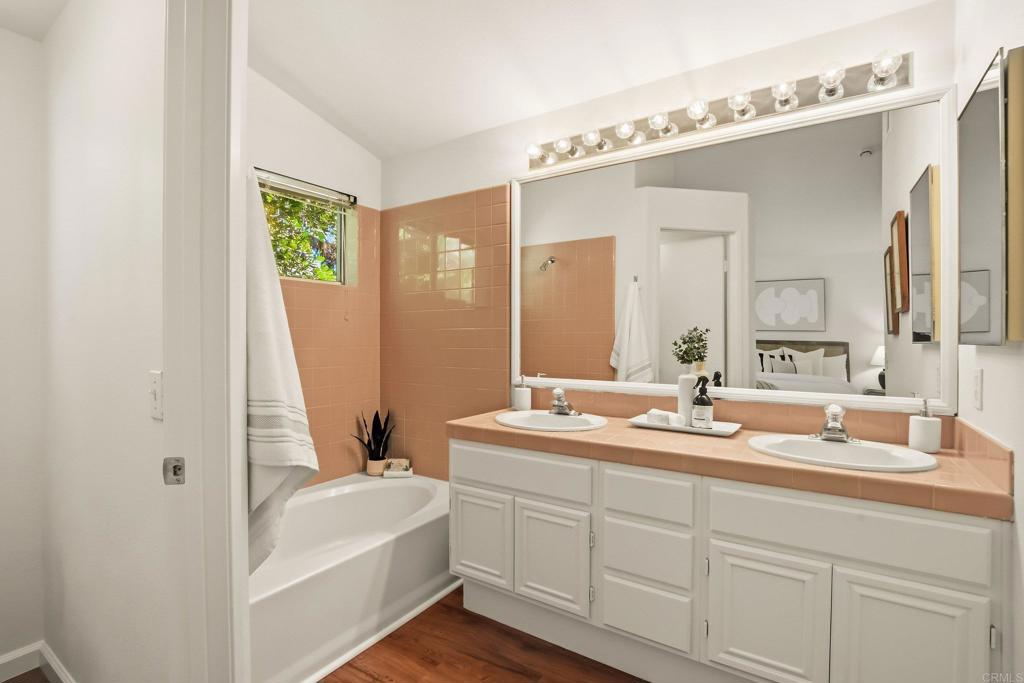 1265 Boca Raton Drive Chula Vista, CA 91915 - Photo 26 of 52 Primary Bathroom