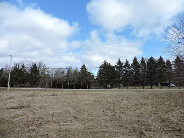 $69,999 | 4117 Sand Pit Road, Unit 2, Oshkosh, WI 54904