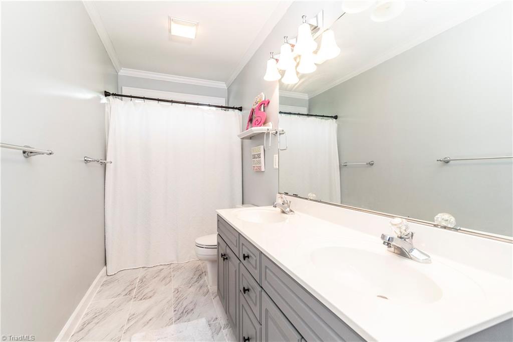 8085 Glengarriff Road Clemmons, NC 27012 - Photo 22 of 28 Gallery Image 22