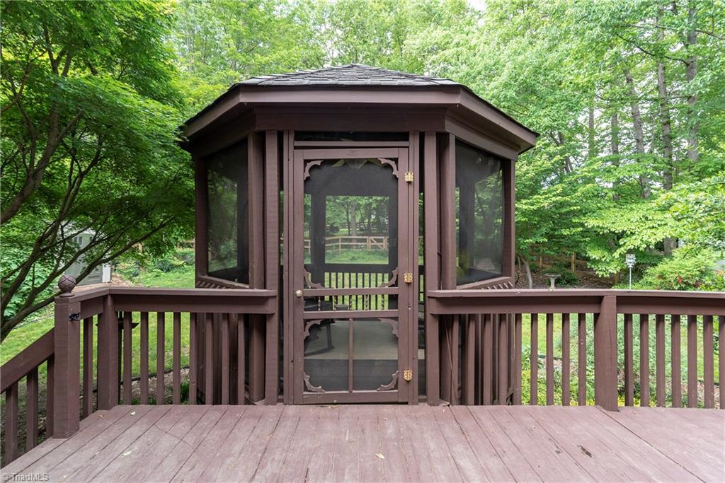 8085 Glengarriff Road Clemmons, NC 27012 - Photo 25 of 28 Gallery Image 25