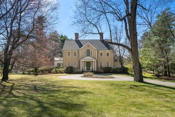 $3,500,000 | 2 Moore Road, Wayland, MA 01778