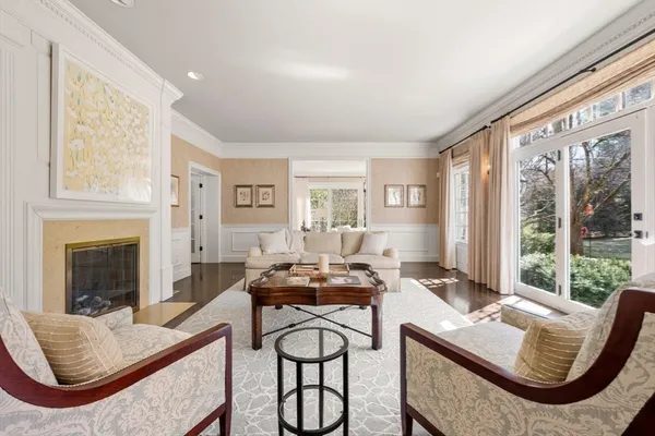 $3,500,000 | 2 Moore Road, Wayland, MA 01778