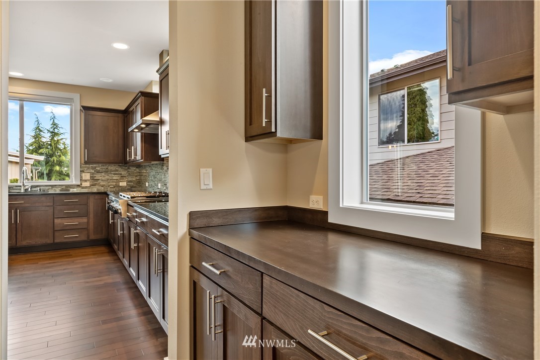 1307 North 26th Street Renton, WA 98056 - Photo 17 of 36